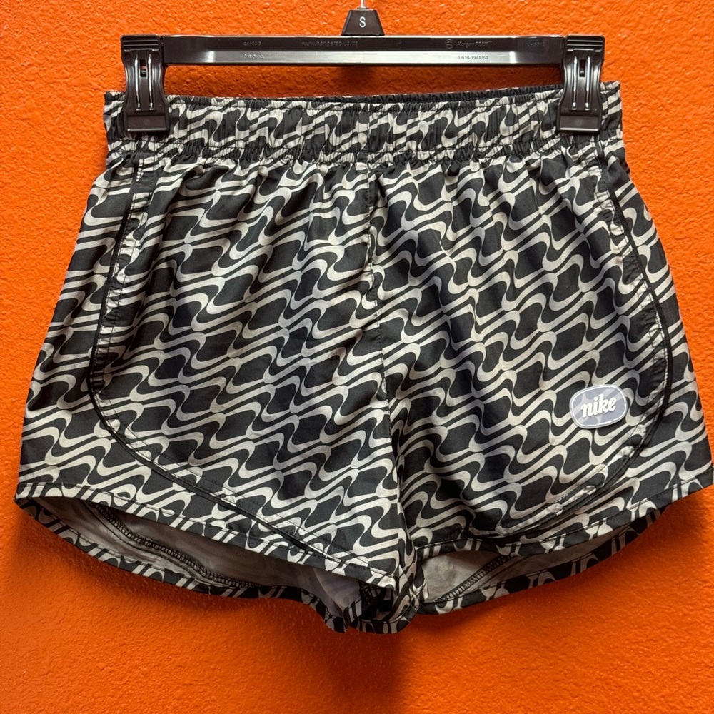 Nike Women's Black and Gray Athletic Shorts